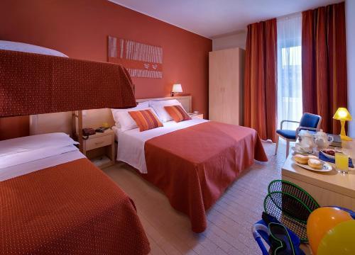 Hotel Renania Бібіоне Екстер'єр фото