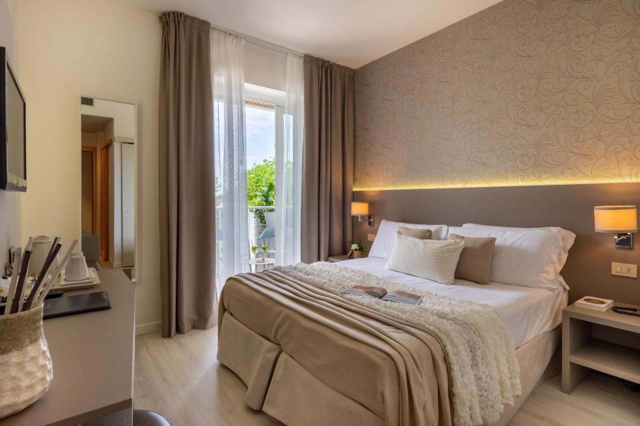 Hotel Renania Бібіоне Екстер'єр фото