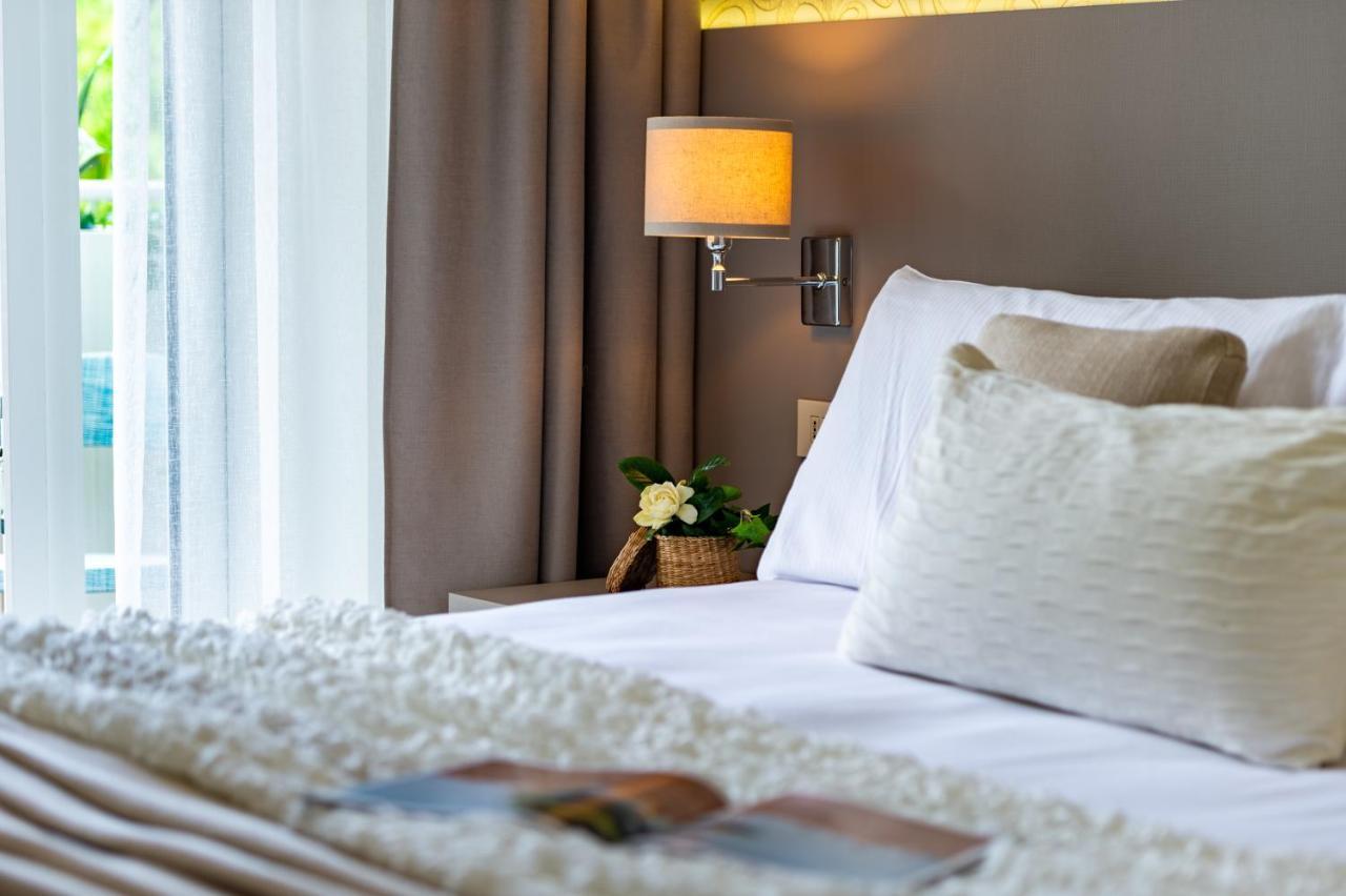 Hotel Renania Бібіоне Екстер'єр фото