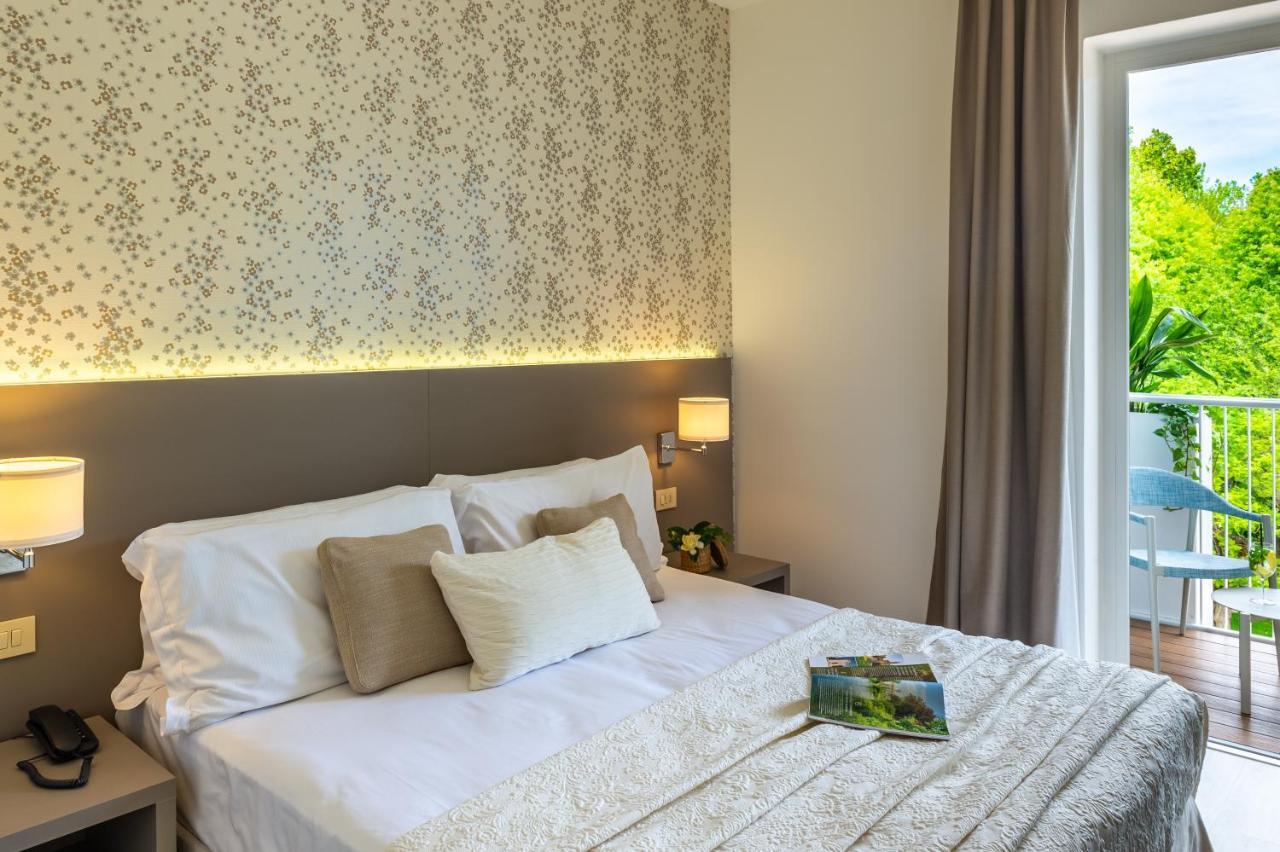 Hotel Renania Бібіоне Екстер'єр фото
